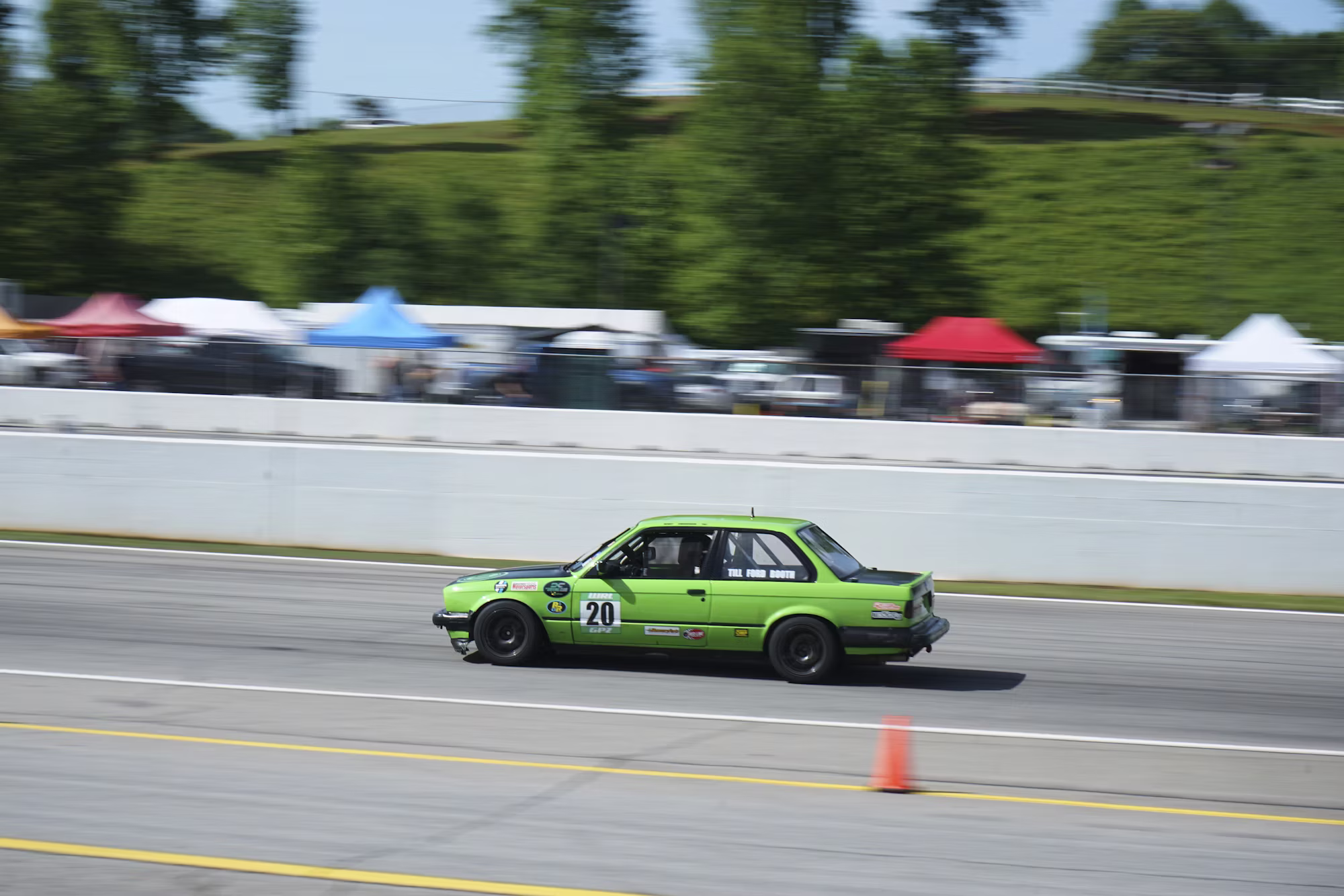 オフロードの究極のガイド：冒険を求める人に最適な地形を探る